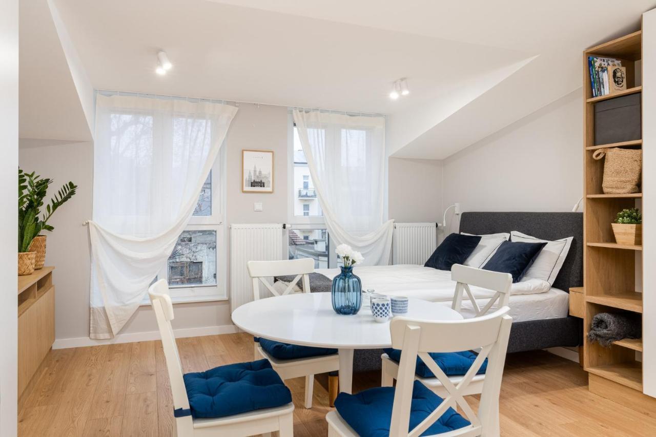 Czarnowiejska 21A By Homeprime Krakow Bagian luar foto