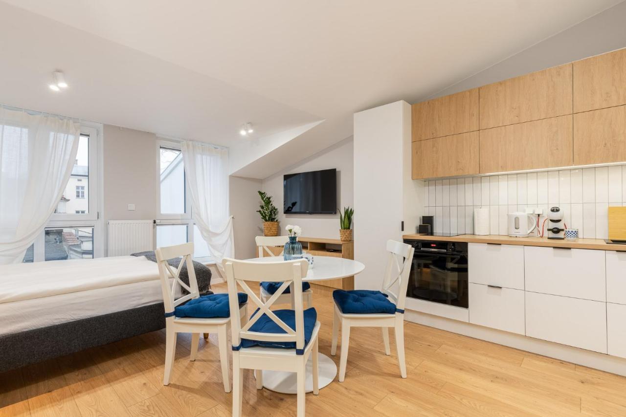 Czarnowiejska 21A By Homeprime Krakow Bagian luar foto