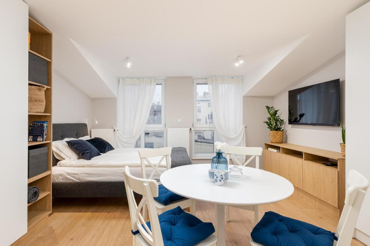 Czarnowiejska 21A By Homeprime Krakow Bagian luar foto